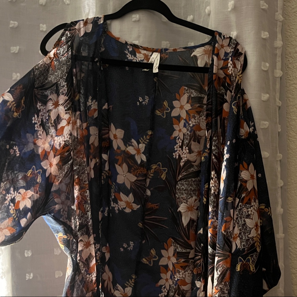 Live 4 Truth Floral Kimono Top - Navy and Orange